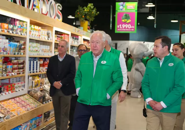 El empresario recorriendo uno de sus hiper