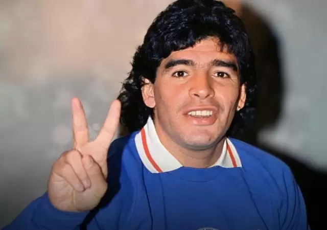 Diego Maradona.