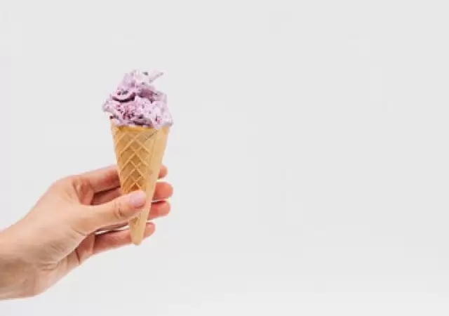 Una mam� se comi� el helado de su hijo y la denunci� con la Polic�a.