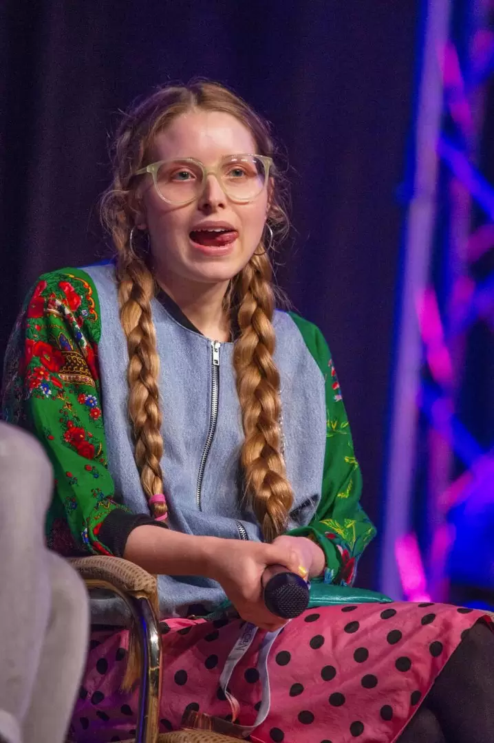 Jessie Cave