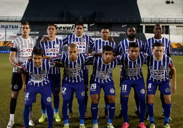 Rodrigo Rey y el Morro Garc�a en Godoy Cruz.