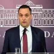 Adorni tilda de "imb�ciles" a quienes dudan de los controles de la Aduana