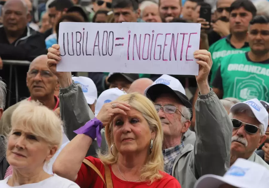 Jubilados por debajo de la l�nea de pobreza