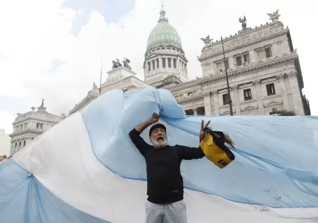 Protestas, reclamos y choques