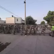 El Ejército monta un puente militar sobre el canal Maldonado