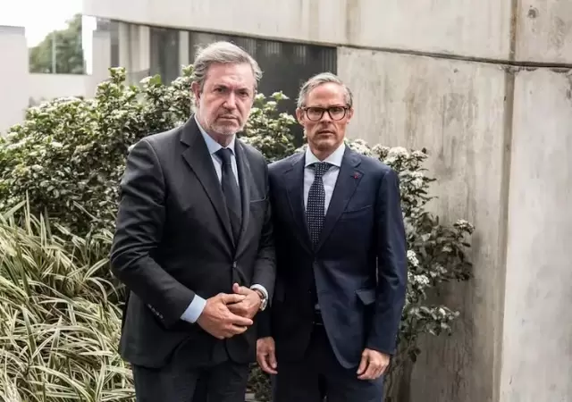 Tofoni y Gillett