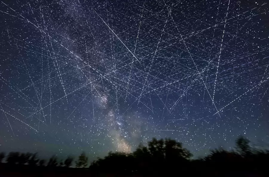Starlink no es otra cosa que una gran cantidad de satélites orbitando en zonas bajas.