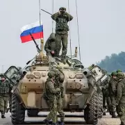 Ucrania confirm� una retirada parcial de la regi�n rusa de Kursk