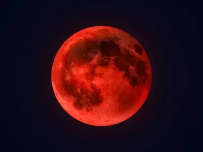 Eclipse lunar.