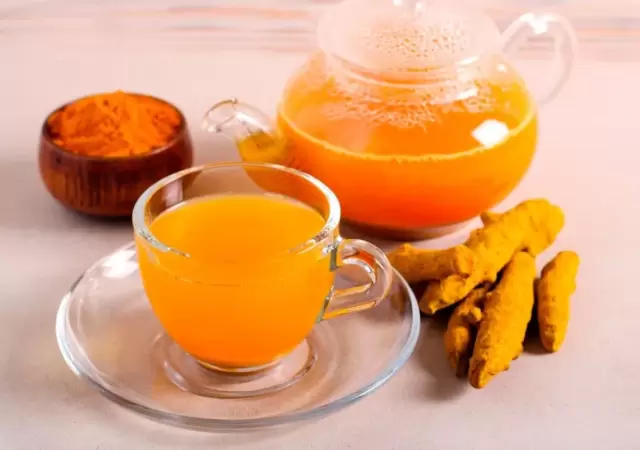 La c�rcuma es una especie ligeramente picante y color amarillo de la misma familia que el jengibre.