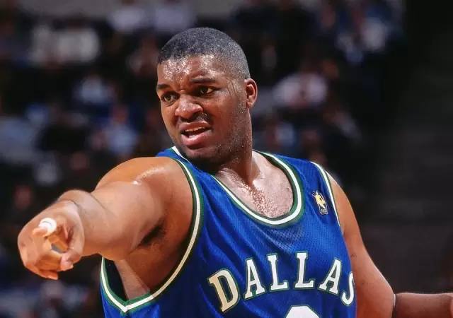 Oliver Miller dej� su huella en la NBA.