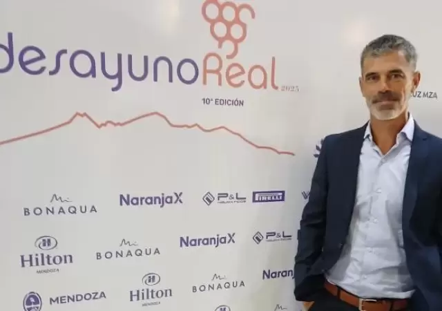 Anbal Urios estuvo en el Desayuno Real.