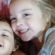Bah�a Blanca: "Es probable que las hermanitas hayan sido arrastradas al mar"