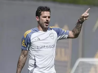 Dolor de cabeza para Gago.
