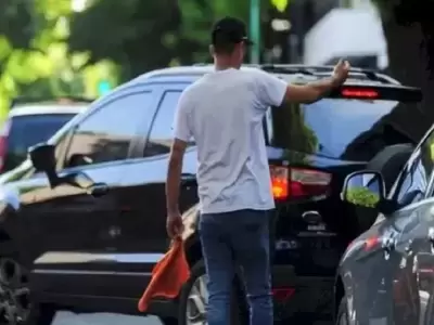 El documento establece tambi�n sanciones de prohibici�n de concurrencia o interdicci�n de cercan�a.