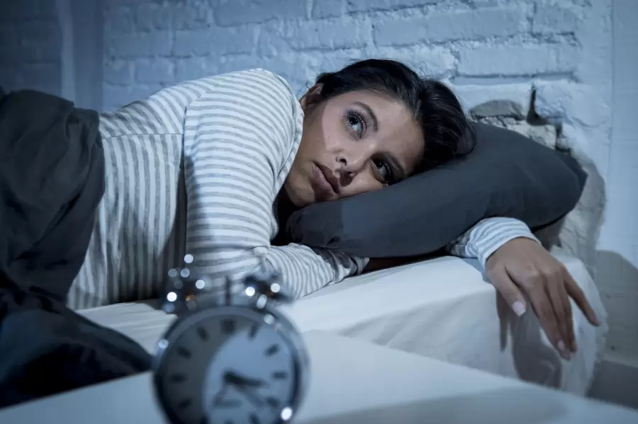 Dormir no es lo mismo que descansar. Y contra eso, el insomnio.