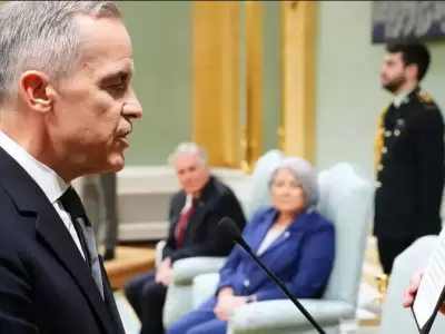Carney fue investido como el vigesimocuarto primer ministro del pa�s anglofranc�s.