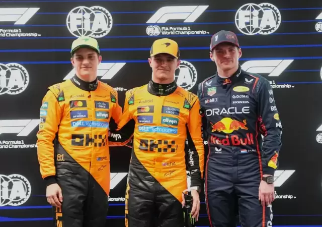 Norris al centro, acompaado de Piastri y Verstappen, los lderes de la qualy