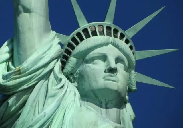 La Estatua de la Libertad fue un regalo de Francia a EEUU en 1886.