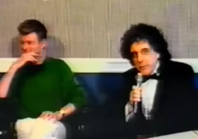 Gasalla entrevist� a David Bowie en R�o de Janeiro, poco antes de que el cantante visitara Argentina en 1990.