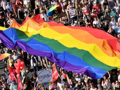 Parlamento de Hungr�a aprueba ley que proh�be eventos de orgullo gay.
