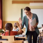 Docentes argentinos pueden dar clases en Estados Unidos con sueldos suculentos