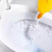 El truco casero definitivo para eliminar el sarro del inodoro