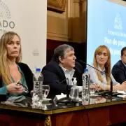 Cuatro senadores peronistas cuestionan la autoridad de CFK y forman bloque propio