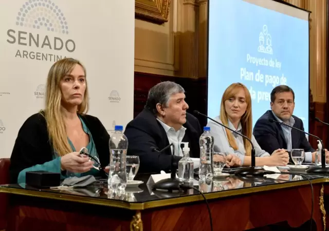 Di Tullio y Mayans en el Senado