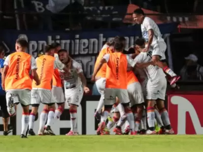 Armenio elimin� a Talleres por penales