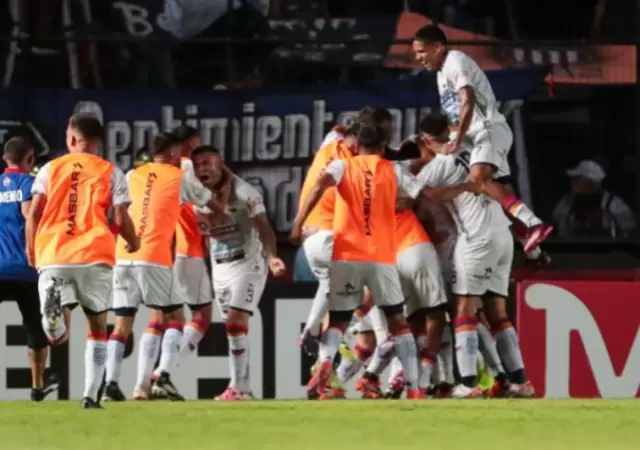 Armenio elimin� a Talleres por penales