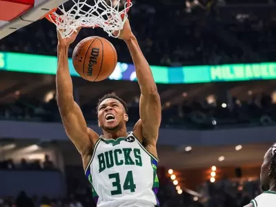 Los Bucks se miden con los Lakers.