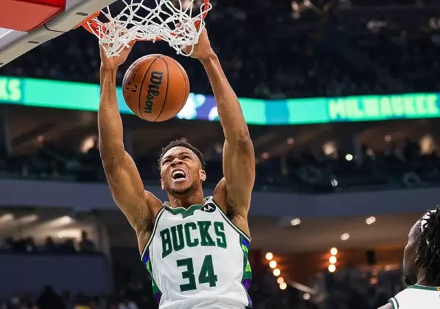 Los Bucks se miden con los Lakers.