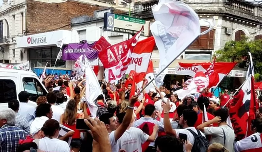 Mivilizaci�n de militantes radicales