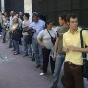 La tasa de desocupación subió al 6,4% de la población para fines del año pasado