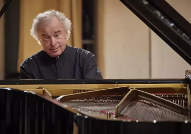 Uno de los grandes pianistas del mundo