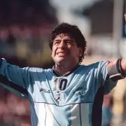 Los m�dicos: "No hab�a aparatolog�a suficiente para atender a Maradona"