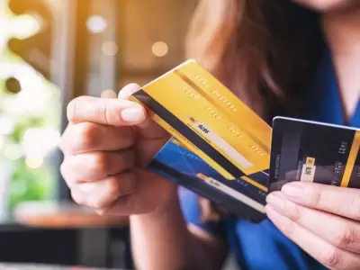 Las tarjetas de cr�ditos hoy se utilizan para "patear" deudas.