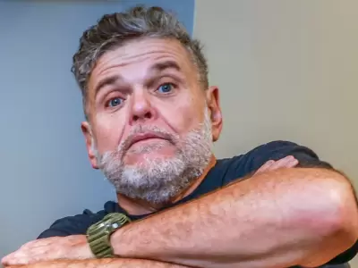 Alfredo Casero recibi� el alta tras una cirug�a de cadera y comienza su recuperaci�n