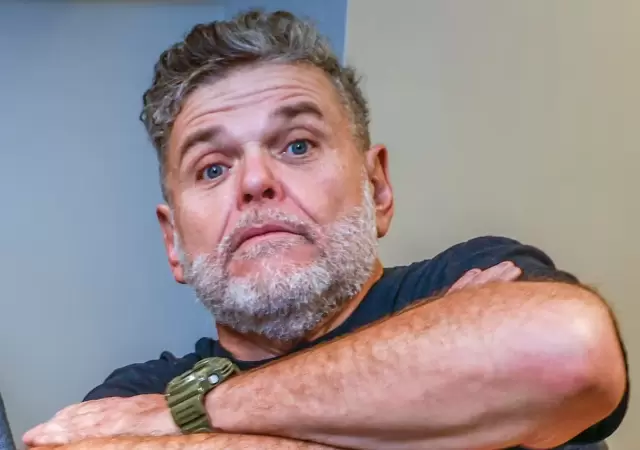 Alfredo Casero recibi� el alta tras una cirug�a de cadera y comienza su recuperaci�n