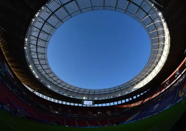 El Estadio Man� Garrincha