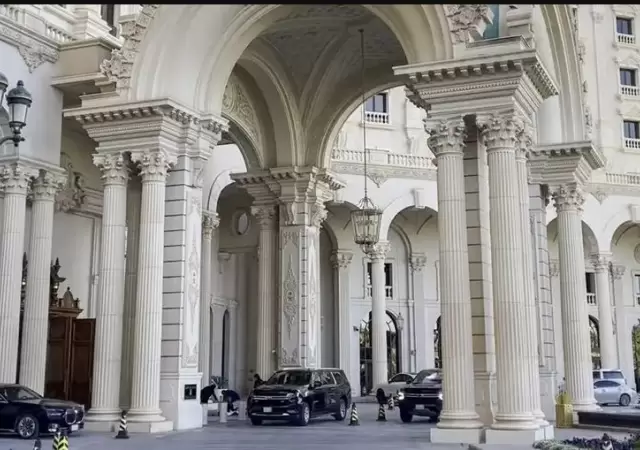 Las conversaciones acontecieron en el lujoso hotel Ritz-Carlton de Riad, bajo extremas medidas de seguridad.