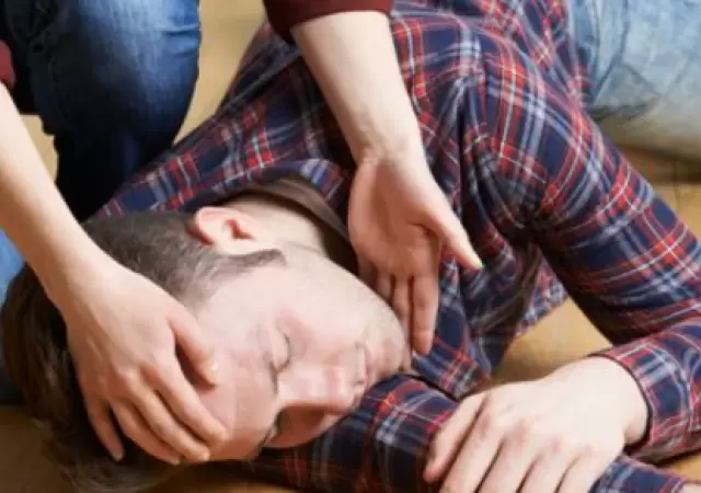 Las personas con epilepsia que reciben tratamiento pueden llevar una vida normal.