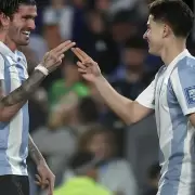 A puro aplauso: Leo Messi goz� con la goleada de Argentina ante Brasil