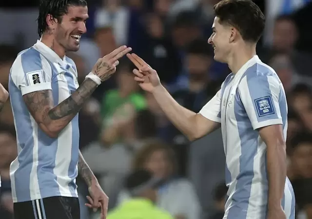 Rodrigo De Paul y Juli�n �lvarez.