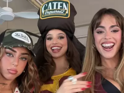 Las cantantes asistieron al partido de la Selecci�n Argentina en el estadio M�s Monumental.