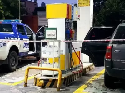 Los efectivos policiales detuvieron a la v�ctima en una estaci�n de servicio de C�rdoba.