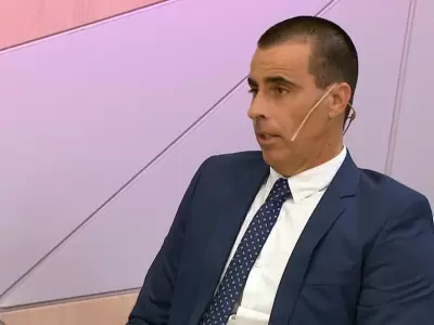 El abogado Juan Pablo Gallego explic� las razones de su extra�a decisi�n. (Foto: web)