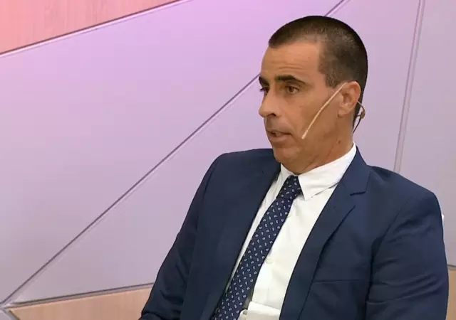 El abogado Juan Pablo Gallego explic� las razones de su extra�a decisi�n. (Foto: web)