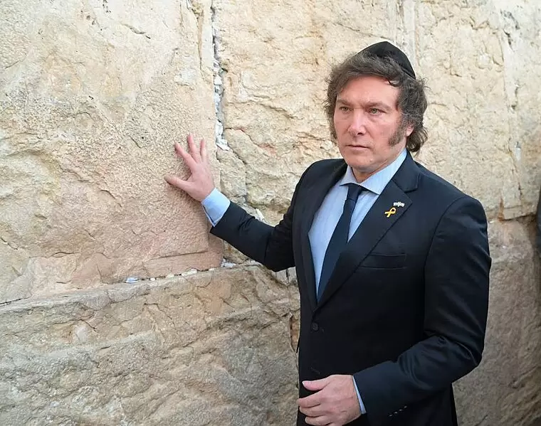 Javier Milei en el Muro de los Lamentos, en Jerusal�n. (Foto: archivo web)